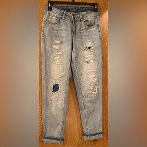 L&B Lucky & Blessed Distressed Light Blue Women's Jeans. Size 6